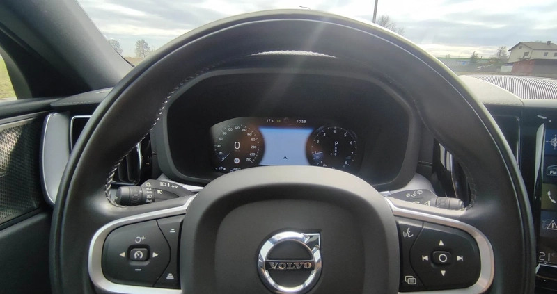 Volvo XC 60 cena 140000 przebieg: 20019, rok produkcji 2020 z Zambrów małe 254